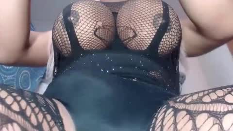 ana_bigcock online show from December 4, 9:23 pm