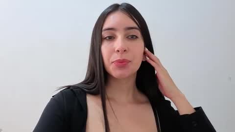 Snapshot of ana_castilo chatting on October 19, 12:39 pm Ana  IG an castillo 1 online show from October 19, 12:39 pm