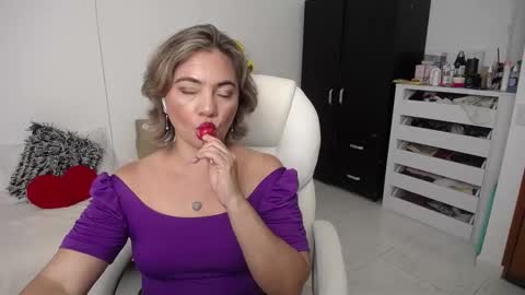  Ana  online show from January 8, 11:09 pm