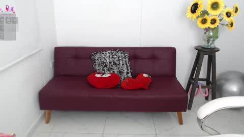 Snapshot of ana_hotmilfx chatting on September 14, 5:45 pm ANA online show from September 14, 5:45 pm