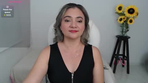 Snapshot of ana_hotmilfx chatting on October 21, 12:44 am ANA online show from October 21, 12:44 am