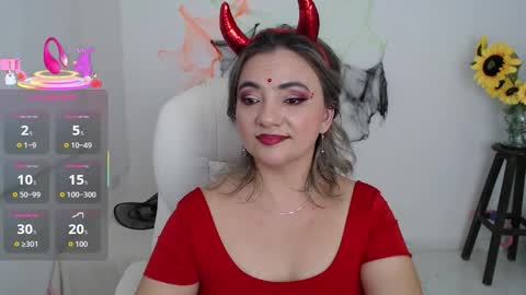 Snapshot of ana_hotmilfx chatting on November 1, 12:12 am ANA online show from November 1, 12:12 am