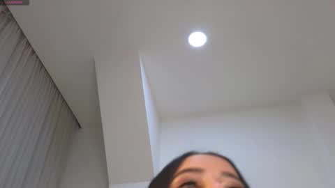 Snapshot of ana_maria11 chatting on February 12, 3:07 am Ana online show from February 12, 3:07 am