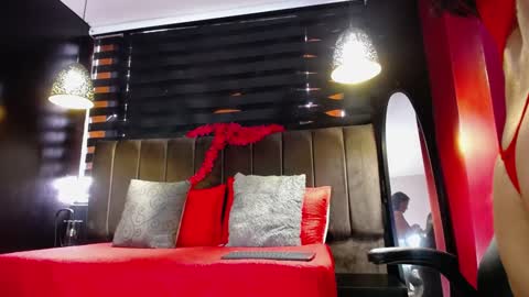 Ana online show from January 2, 3:19 pm