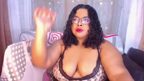 Snapshot of ana_off_alana chatting on March 12, 12:20 am Ana online show from March 12, 12:20 am
