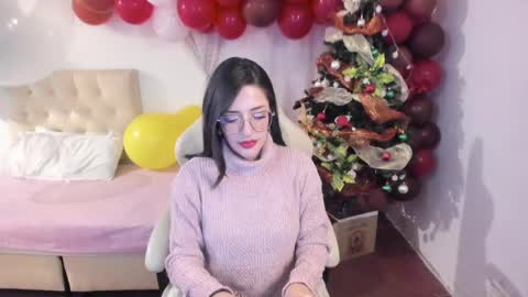 Im anna but you can call me as you want online show from December 25, 3:18 am