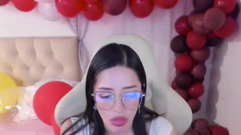 Im anna but you can call me as you want online show from January 11, 7:05 pm