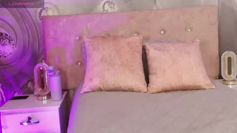 ana sofia online show from May 18, 2:12 pm
