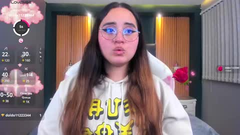 Ana online show from December 17, 9:27 pm