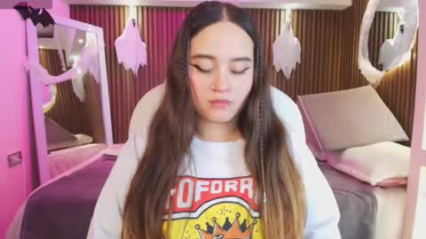 Ana online show from October 15, 7:58 pm