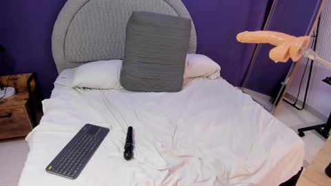 Snapshot of anaa_deep chatting on March 8, 10:24 pm anaa_deep online show from March 8, 10:24 pm