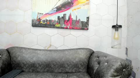 ANNA FUENTES online show from January 10, 11:33 am