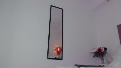 Snapshot of anaa_moon chatting on January 31, 5:40 am Ana Moon online show from January 31, 5:40 am