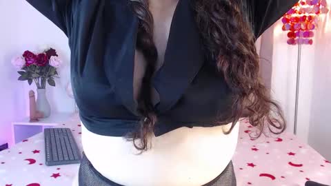 Snapshot of anaa_moon chatting on March 8, 6:10 am Ana Moon online show from March 8, 6:10 am