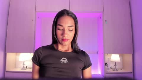 Snapshot of anaacollins_ chatting on May 6, 11:59 am anaacollins_ online show from May 6, 11:59 am