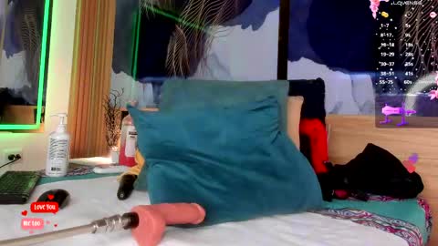 anabacker01 online show from April 19, 6:10 pm