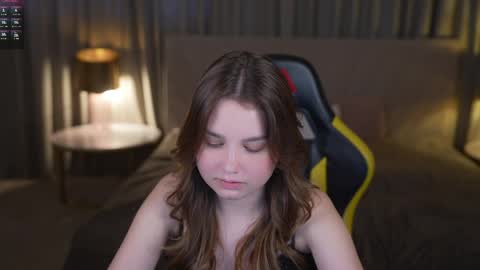 Sweet girls online show from May 28, 6:38 pm