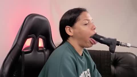 anabel alice gandara  online show from December 19, 9:22 pm