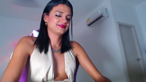 Anabella online show from December 15, 2:30 am