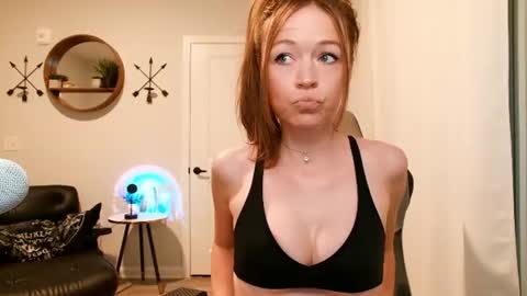Anabelleleigh online show from July 23, 1:58 am