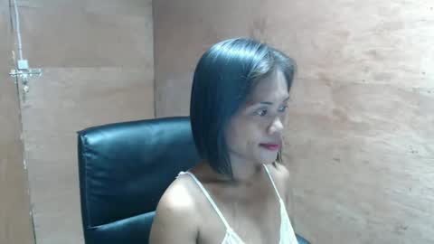 Snapshot of anacumonu69 chatting on May 7, 1:11 am Im Ann online show from May 7, 1:11 am