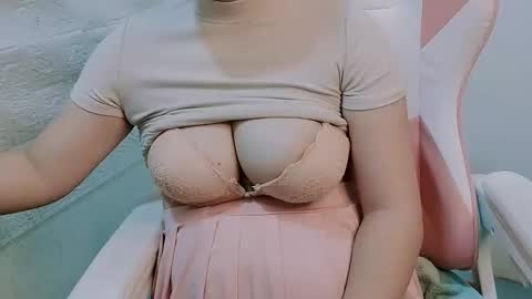 anacutieee online show from March 6, 2:19 am