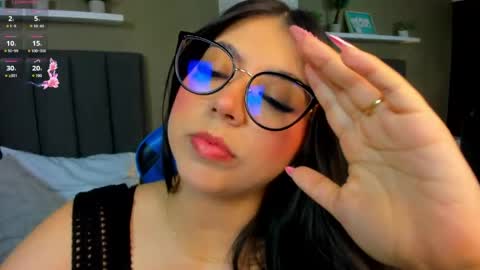 A N A online show from April 7, 2:50 pm