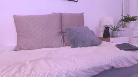 IG Soyanah  online show from October 18, 12:35 am