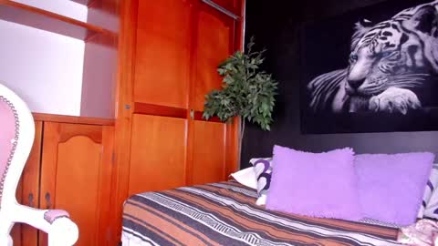 Anahi online show from February 9, 12:39 am