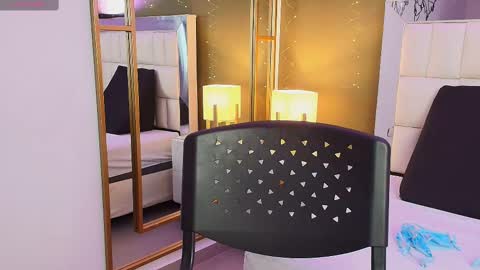 Anahi  online show from September 14, 7:57 pm