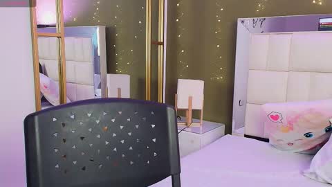 Anahi  online show from October 23, 7:34 pm