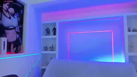 Anahis online show from March 13, 4:41 am