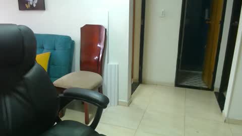 anaids online show from October 28, 12:52 pm