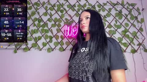 Snapshot of anais_as chatting on December 12, 3:32 am Anais online show from December 12, 3:32 am