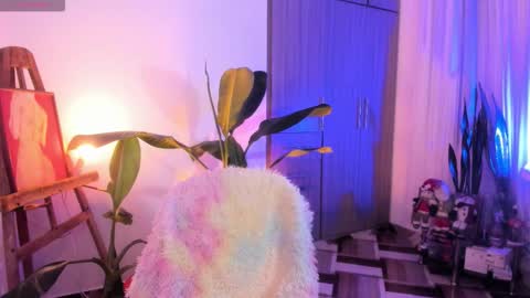 Snapshot of anakedartist chatting on November 13, 4:06 pm Mariana online show from November 13, 4:06 pm