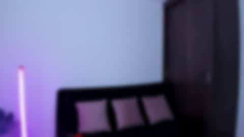 Snapshot of anakiss1 chatting on January 14, 1:58 am help me to get 100 thumps up online show from January 14, 1:58 am