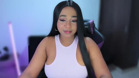 Snapshot of anakiss1 chatting on January 15, 10:35 pm help me to get 100 thumps up online show from January 15, 10:35 pm