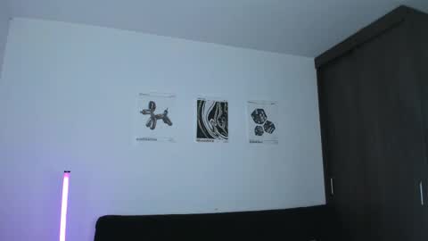 Snapshot of anakiss1 chatting on February 11, 1:51 pm help me to get 100 thumps up online show from February 11, 1:51 pm