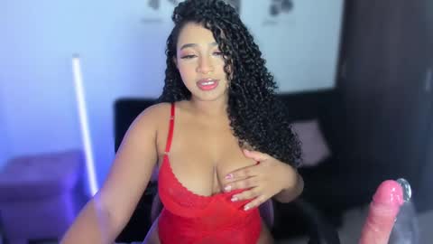 Snapshot of anakiss1 chatting on February 12, 3:18 am help me to get 100 thumps up online show from February 12, 3:18 am