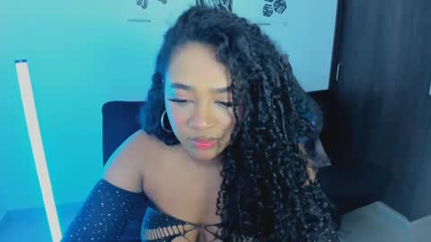 Snapshot of anakiss1 chatting on March 5, 8:54 am help me to get 100 thumps up online show from March 5, 8:54 am