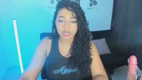 Snapshot of anakiss1 chatting on March 7, 3:08 am help me to get 100 thumps up online show from March 7, 3:08 am