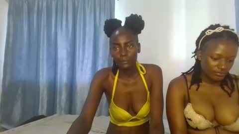 Snapshot of analeia_ chatting on February 7, 1:11 pm Analeia online show from February 7, 1:11 pm