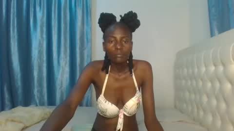 Snapshot of analeia_ chatting on February 12, 11:09 pm Analeia online show from February 12, 11:09 pm