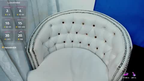 analia18  online show from March 3, 4:14 pm