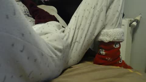 analove200 online show from December 5, 7:05 am