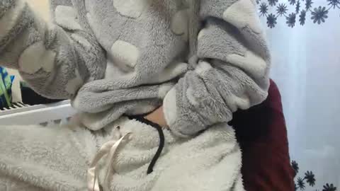 analove200 online show from January 25, 8:10 am