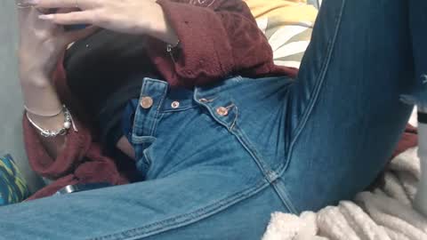 analove200 online show from February 14, 2:54 pm