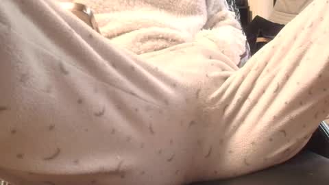 analove200 online show from October 12, 6:45 am