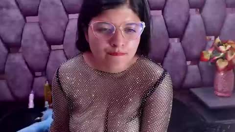 catherin owen online show from December 20, 8:28 am