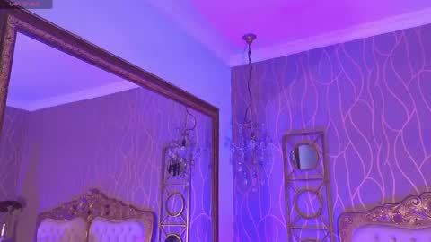 anamonroee online show from April 20, 8:32 pm